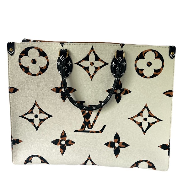 Louis Vuitton Handbags - Authentic Louis Vuitton Limited Ed On The Go GM Jungle White 2way Top/shoulder